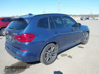 2021 BMW X3 M z VIN 5YMTS0C06M9F45134, wystawiony jako IAAI lot #41867376 z przebiegiem 35 237 mil mil oraz . Historia ofert i sprzedaży dostępna na DreamBid. Obrazek 4.