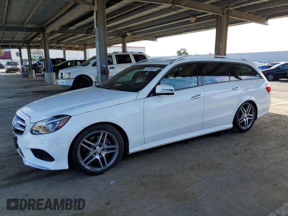 2014 Mercedes-Benz E 350 Luxury with VIN WDDHH8JB4EA899799, listed as a Copart auction lot 50536635 with 114,668 mi miles and Salvage Title. Bid and sale history available at DreamBid. Image 1.