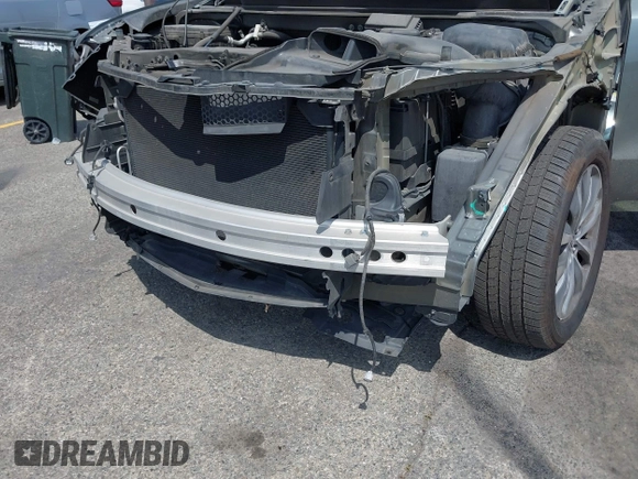 2014 Acura MDX Tech Pkg with VIN 5FRYD3H47EB010189, listed as a IAAI auction lot 42052320 with 127,225 mi miles. Bid and sale history available at carsss.com. Image 6.