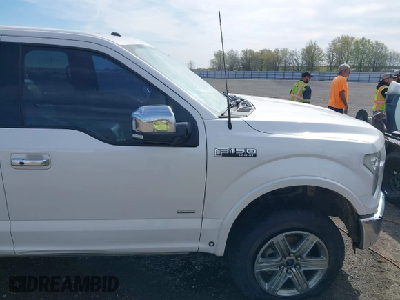 2016 Ford F-150 XLT with VIN 1FTEW1EG0GFB34840, listed as a IAAI auction lot 41840358 with 178,081 mi miles. Bid and sale history available at carsss.com. Image 20.