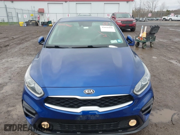 2019 Kia Forte LXS with VIN 3KPF24AD6KE123521, listed as a IAAI auction lot 42020460 with 72,927 mi miles. Bid and sale history available at carsss.com. Image 12.