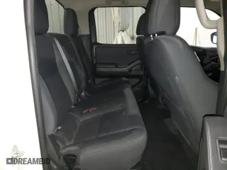 2022 Nissan Frontier PRO-4X with VIN 1N6ED1EK3NN652032, listed as a Copart auction lot 84078664 with 78,679 mi miles and Salvage Title. Bid and sale history available at carsss.com. Image 10.