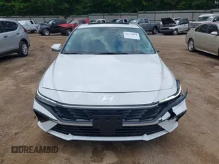 2024 Hyundai Elantra Limited with VIN KMHLP4DG5RU827792, listed as a IAAI auction lot 42179911 with 18,632 mi miles and . Bid and sale history available at DreamBid. Image 12.
