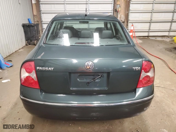 2004 Volkswagen Passat Sedan GLS with VIN WVWPE63B14E346132, listed as a Copart auction lot 87156354 with 70,719 mi miles and Salvage Title. Bid and sale history available at carsss.com. Image 6.