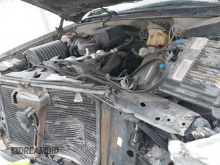 1998 Chevrolet Silverado 1500 with VIN 2GCEC19M2W1244285, listed as a IAAI auction lot 41286327 with 286,391 mi miles and . Bid and sale history available at DreamBid. Image 10.