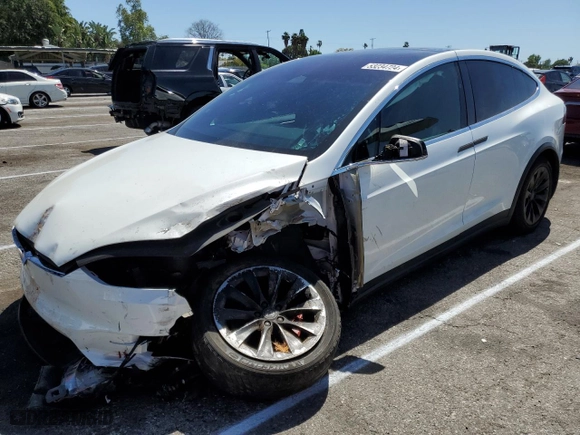 2019 Tesla Model X P100D with VIN 5YJXCBE49KF188700, listed as a Copart auction lot 53234724 with NaN miles and Salvage Title. Bid and sale history available at carsss.com. Image 1.