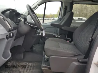 2017 Ford Transit z VIN 1FTYR1YM8HKA78211, wystawiony jako Copart lot #53779825 z przebiegiem 16 834 mil mil oraz Szkoda całkowita • Salvage title. Historia ofert i sprzedaży dostępna na DreamBid. Obrazek 7.