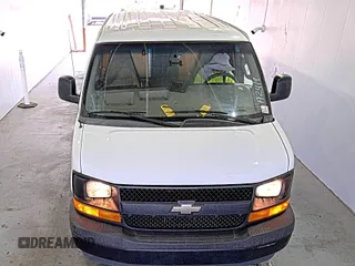 2017 Chevrolet Express Cargo with VIN 1GCWGAFF5H1313994, listed as a IAAI auction lot 42613462 with 163,743 mi miles and . Bid and sale history available at DreamBid. Image 11.