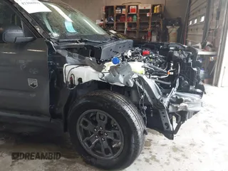 2024 Ford Bronco Sport Big Bend z VIN 3FMCR9B68RRF45638, wystawiony jako IAAI lot #42166991 z przebiegiem 2 852 mil mil oraz . Historia ofert i sprzedaży dostępna na DreamBid. Obrazek 17.