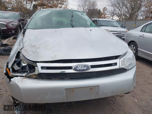 2009 Ford Focus SE z VIN 1FAHP35N89W154055, wystawiony jako IAAI lot #41680350 z przebiegiem 165 476 mil mil oraz . Historia ofert i sprzedaży dostępna na DreamBid. Obrazek 12.
