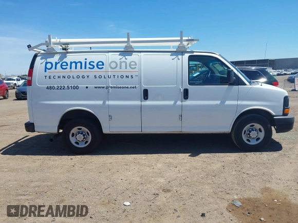 2015 Chevrolet Express Cargo with VIN 1GCWGFCF5F1287900, listed as a IAAI auction lot 42158192 with 203,632 mi miles. Bid and sale history available at carsss.com. Image 13.