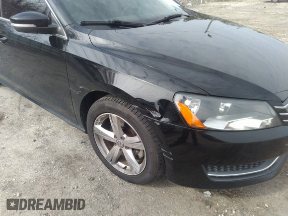 2013 Volkswagen Passat SE with VIN 1VWBH7A33DC126843, listed as a IAAI auction lot 41530732 with 170,910 mi miles and . Bid and sale history available at DreamBid. Image 6.