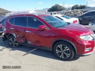2019 Nissan Rogue SL with VIN 5N1AT2MTXKC732449, listed as a IAAI auction lot 41276747 with 86,813 mi miles. Bid and sale history available at carsss.com. Image 13.