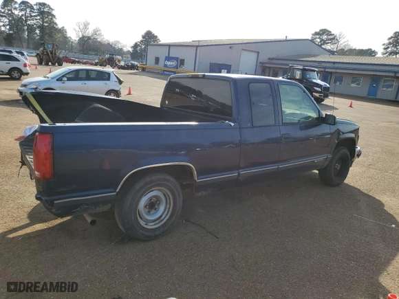 1996 Chevrolet C/K 1500 with VIN 1GCEC19M0TE208007, listed as a Copart auction lot 42738175 with 268,813 mi miles and Salvage Title. Bid and sale history available at carsss.com. Image 3.