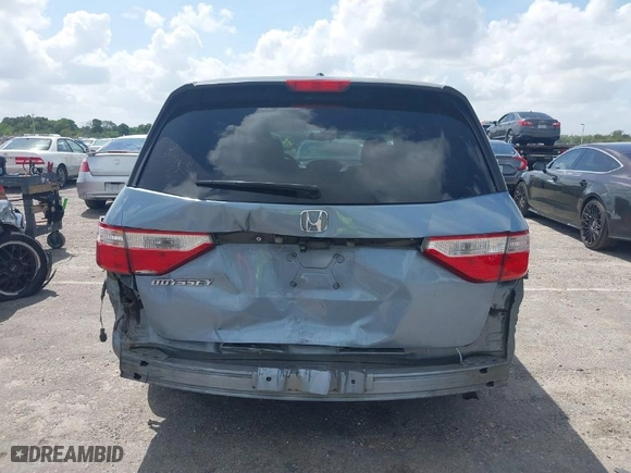 2013 Honda Odyssey EX-L with VIN 5FNRL5H6XDB045071, listed as a IAAI auction lot 41951012 with 165,965 mi miles. Bid and sale history available at carsss.com. Image 17.