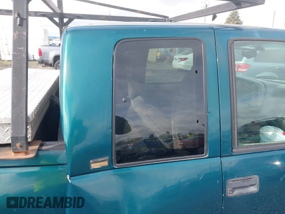 1997 Chevrolet Silverado 1500 with VIN 1GCEK19RXVE110345, listed as a IAAI auction lot 41911626 with 261,908 mi miles and . Bid and sale history available at DreamBid. Image 21.