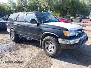 2002 Toyota 4Runner SR5 z VIN JT3GN86R220231090, wystawiony jako IAAI lot #42269460 z przebiegiem 330 014 mil mil oraz . Historia ofert i sprzedaży dostępna na DreamBid. Obrazek 1.