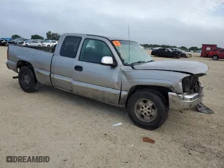 2002 GMC Sierra 1500 SLE with VIN 2GTEC19V821179767, listed as a Copart auction lot 70909254 with 0 mi miles and Salvage Title. Bid and sale history available at carsss.com. Image 4.