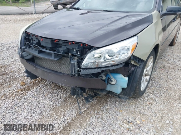 2015 Chevrolet Malibu LT with VIN 1G11C5SL1FF138368, listed as a IAAI auction lot 42192964 with 180,572 mi miles and . Bid and sale history available at DreamBid. Image 6.