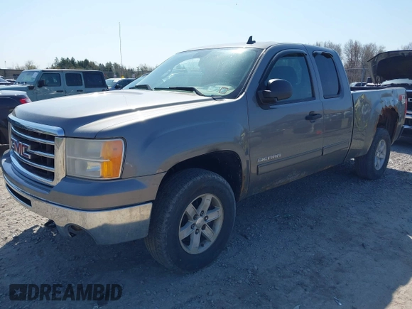 2013 GMC Sierra 1500 SLE z VIN 1GTR2VE74DZ105579, wystawiony jako IAAI lot #42101936 z przebiegiem 139 264 mil mil oraz . Historia ofert i sprzedaży dostępna na DreamBid. Obrazek 2.
