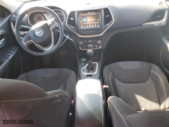 2016 Jeep Cherokee Latitude with VIN 1C4PJMCS0GW182855, listed as a Copart auction lot 47138175 with 120,855 mi miles and Clean Title. Bid and sale history available at carsss.com. Image 8.