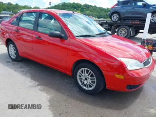 2007 Ford Focus S z VIN 1FAFP34N17W151939, wystawiony jako IAAI lot #42202394 z przebiegiem 118 178 mil mil oraz . Historia ofert i sprzedaży dostępna na DreamBid. Obrazek 1.