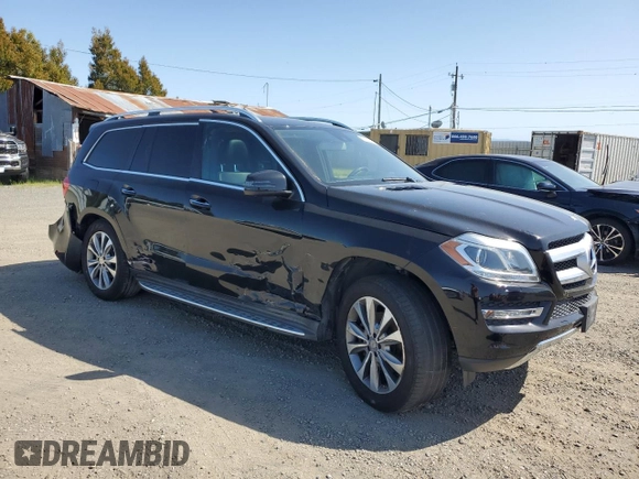 2014 Mercedes-Benz GL 450 z VIN 4JGDF7CE0EA426199, wystawiony jako Copart lot #52172115 z przebiegiem 114 749 mil mil oraz Szkoda całkowita • Salvage title. Historia ofert i sprzedaży dostępna na DreamBid. Obrazek 4.