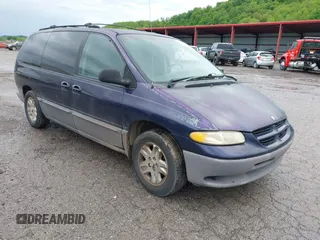 1997 Dodge Caravan LE z VIN 1B4GP54L5VB284083, wystawiony jako IAAI lot #42215384 z przebiegiem 220 000 mil mil oraz . Historia ofert i sprzedaży dostępna na DreamBid. Obrazek 1.
