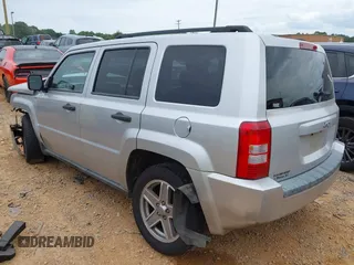 2007 Jeep Patriot Sport with VIN 1J8FT28W37D400538, listed as a IAAI auction lot 42110208 with 231,994 mi miles and . Bid and sale history available at DreamBid. Image 3.
