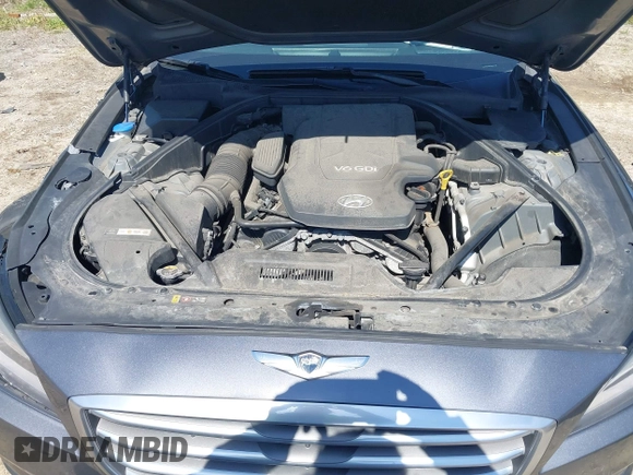 2015 Hyundai Genesis 3.8L with VIN KMHGN4JE5FU095721, listed as a IAAI auction lot 42055501 with 89,517 mi miles. Bid and sale history available at carsss.com. Image 10.