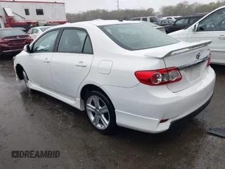 2013 Toyota Corolla L with VIN 2T1BU4EE0DC918769, listed as a IAAI auction lot 41973013 with 288,900 mi miles and . Bid and sale history available at DreamBid. Image 3.