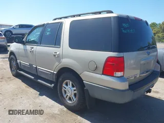 2005 Ford Expedition Special Service with VIN 1FMPU16525LB02834, listed as a IAAI auction lot 42054876 with 105,577 mi miles and . Bid and sale history available at DreamBid. Image 3.