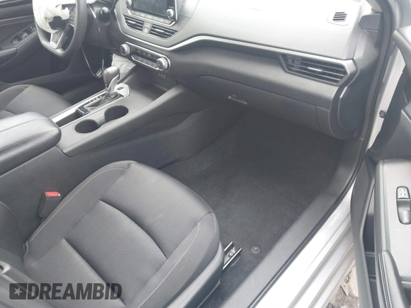 2019 Nissan Altima S with VIN 1N4BL4BV0KC254007, listed as a IAAI auction lot 41863675 with 58,828 mi miles and . Bid and sale history available at DreamBid. Image 5.