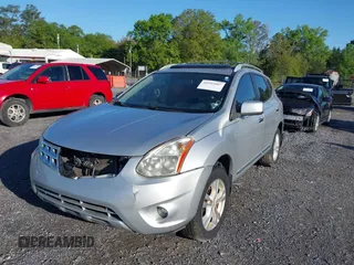 2013 Nissan Rogue SL with VIN JN8AS5MTXDW500433, listed as a IAAI auction lot 41992067 with 188,444 mi miles. Bid and sale history available at carsss.com. Image 2.