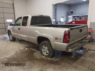 2004 Chevrolet Silverado 1500 with VIN 1GCEK19T84E178573, listed as a IAAI auction lot 41602060 with 212,900 mi miles and . Bid and sale history available at DreamBid. Image 3.