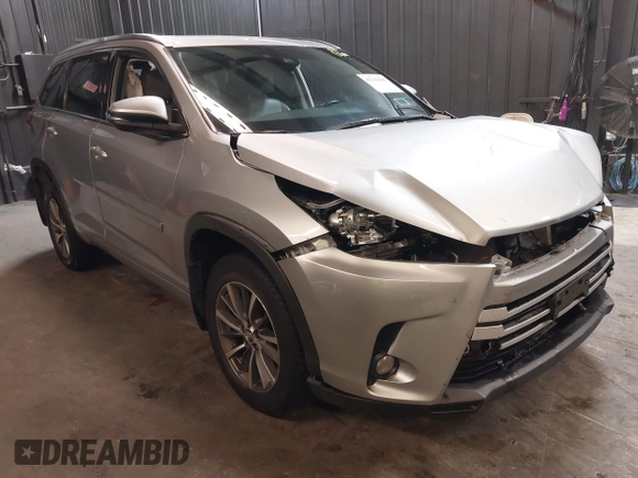2018 Toyota Highlander SE with VIN 5TDJZRFH5JS912469, listed as a IAAI auction lot 42332840 with 74,386 mi miles and . Bid and sale history available at DreamBid. Image 1.
