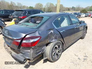 2017 Honda Accord Sedan LX with VIN 1HGCR2F32HA078464, listed as a IAAI auction lot 41914217 with 207,370 mi miles. Bid and sale history available at carsss.com. Image 4.