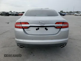 2012 Jaguar XF z VIN SAJWA0FB3CLS51714, wystawiony jako Copart lot #44529555 z przebiegiem Nie podano mil oraz Czysty tytuł • Clean title. Historia ofert i sprzedaży dostępna na DreamBid. Obrazek 6.