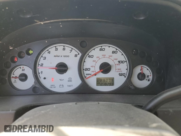 2004 Ford Escape XLT с VIN 1FMYU03174KB25014, выставлен на аукционе Copart как лот 47286444 с пробегом 238 293 миль миль и Списание • Salvage title. История ставок и продаж доступна на DreamBid. Изображение 9.