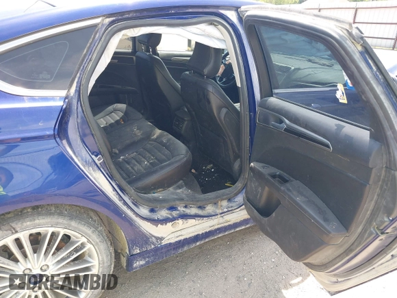 2015 Ford Fusion SE with VIN 3FA6P0H95FR227983, listed as a IAAI auction lot 42532582 with 169,940 mi miles and . Bid and sale history available at DreamBid. Image 8.