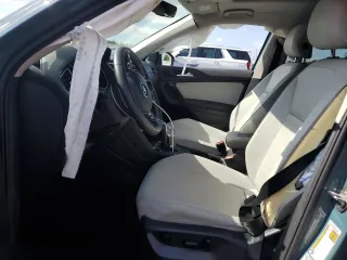2021 Volkswagen Tiguan SE z VIN 3VV3B7AX6MM041166, wystawiony jako Copart lot #57769445 z przebiegiem 51 030 mil mil oraz Nie do naprawy • Non repairable. Historia ofert i sprzedaży dostępna na DreamBid. Obrazek 7.