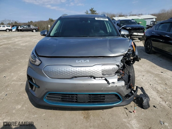 2022 Kia Niro EV S with VIN KNDCC3LG3N5121923, listed as a Copart auction lot 49021805 with 37,890 mi miles and Salvage Title. Bid and sale history available at carsss.com. Image 5.