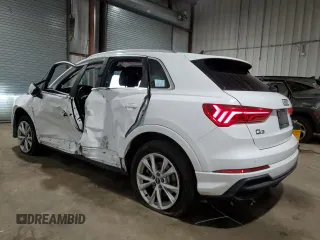 2023 Audi Q3 S line Premium z VIN WA1DECF35P1103144, wystawiony jako Copart lot #55623225 z przebiegiem 41 088 mil mil oraz Tytuł czysty. Historia ofert i sprzedaży dostępna na DreamBid. Obrazek 2.