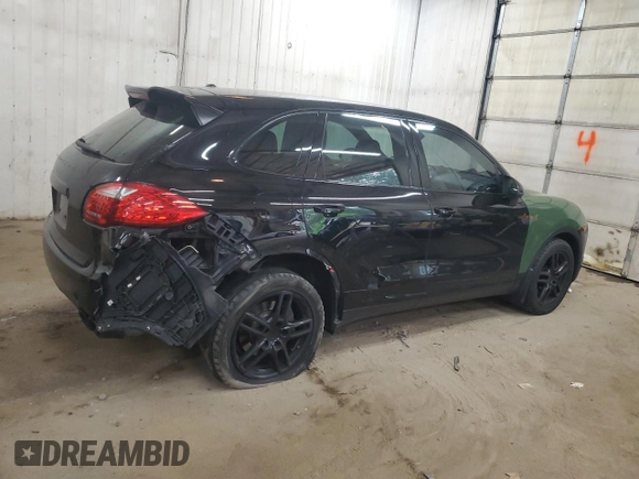 2014 Porsche Cayenne z VIN WP1AA2A25ELA91302, wystawiony jako Copart lot #59386795 z przebiegiem 161 865 mil mil oraz Szkoda całkowita • Salvage title. Historia ofert i sprzedaży dostępna na DreamBid. Obrazek 3.