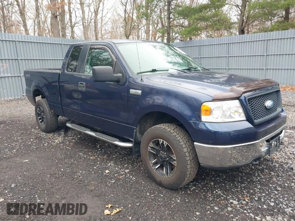 2006 Ford F-150 XLT with VIN 1FTPX14566KB89952, listed as a IAAI auction lot 41794251 with 111,308 mi miles. Bid and sale history available at carsss.com. Image 1.