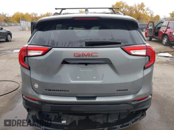 2023 GMC Terrain SLE z VIN 3GKALTEG8PL208986, wystawiony jako IAAI lot #40679682 z przebiegiem 11 023 mil mil oraz . Historia ofert i sprzedaży dostępna na DreamBid. Obrazek 16.