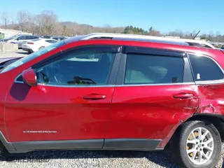 2014 Jeep Cherokee Latitude with VIN 1C4PJMCS7EW285803, listed as a IAAI auction lot 41827874 with 178,767 mi miles. Bid and sale history available at carsss.com. Image 14.