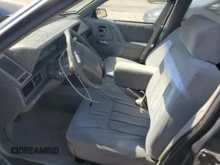 1996 Oldsmobile Cutlass Ciera 1SA VX5 z VIN 1G3AJ55M2T6328418, wystawiony jako Copart lot #77411634 z przebiegiem 29 918 mil mil oraz Szkody całkowita. Historia ofert i sprzedaży dostępna na DreamBid. Obrazek 7.