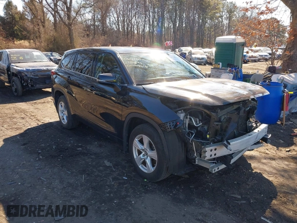 2021 Toyota Highlander L with VIN 5TDCZRBH8MS070150, listed as a IAAI auction lot 41642207 with 32,791 mi miles and . Bid and sale history available at DreamBid. Image 1.