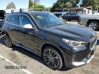 2023 BMW X1 xDrive28i with VIN WBX73EF05P5W78138, listed as a Copart auction lot 62868065 with 12,534 mi miles and Salvage title. Bid and sale history available at DreamBid. Image 4.